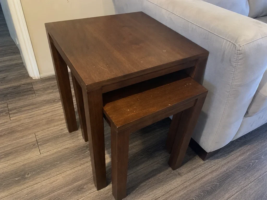 Pair of nesting side tables image 1