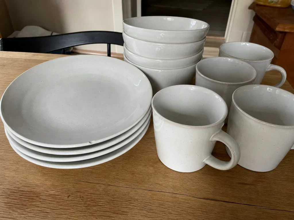 White stoneware dinner set image 1