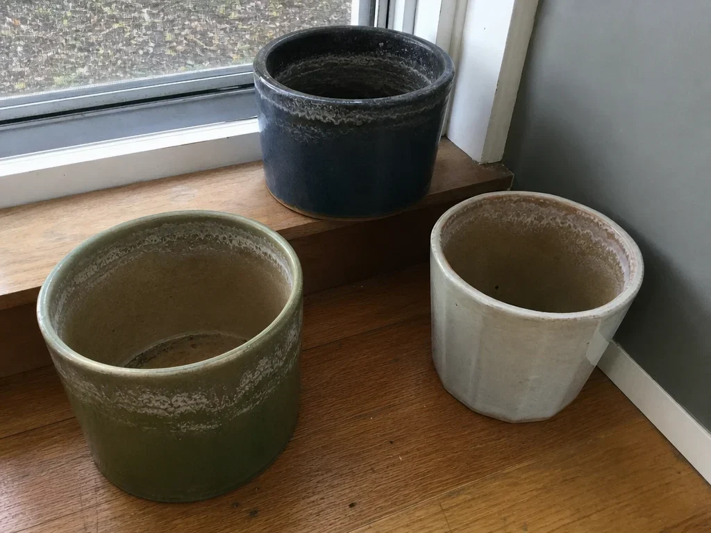 Set of 3 ceramic planters image 1