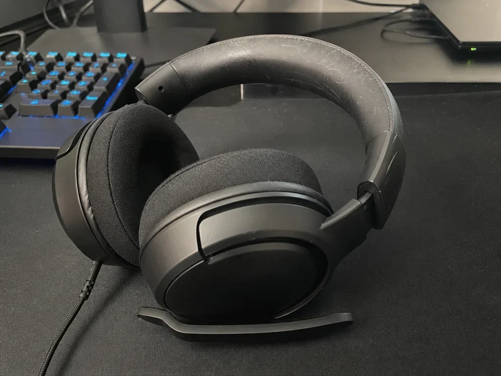 Gaming headset with mic image 1